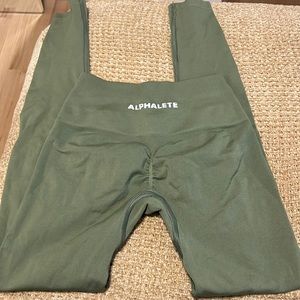 Alphalete leggings
